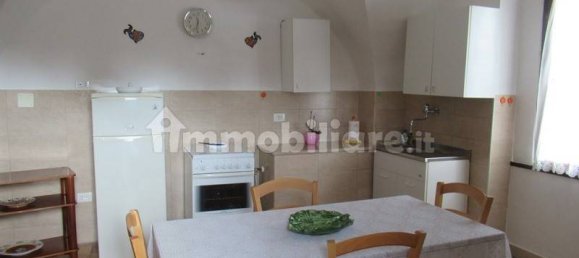 4 bedrooms Villa in Spoltore, Italy No. 89694 17