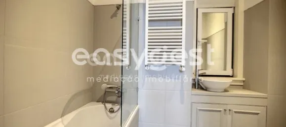 Квартира с 4 спальнями в Лиссабон, Португалия № 79882 2