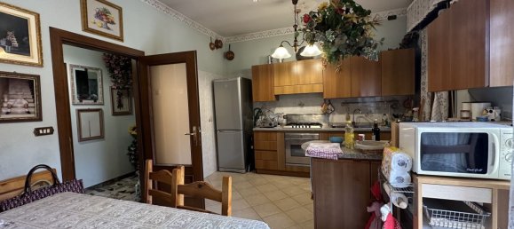 6-Zimmer Wohnung in Pavullo nel Frignano, Italy, Nr. 70351 3