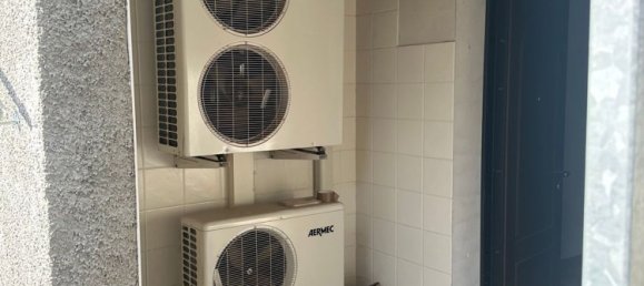 7 rooms House in Lurate Caccivio, Italy No. 14001 28