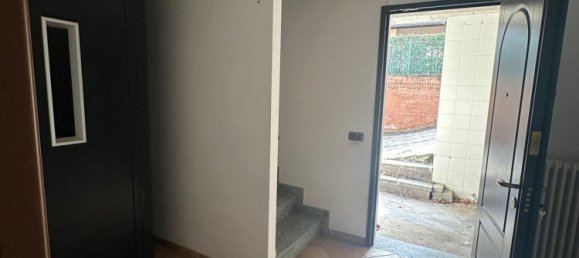 7 rooms House in Lurate Caccivio, Italy No. 14001 25