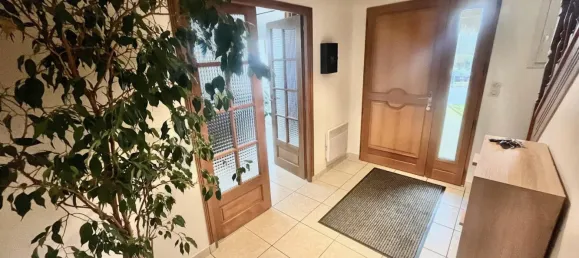 3 bedrooms House in La Groise, France No. 352438 4