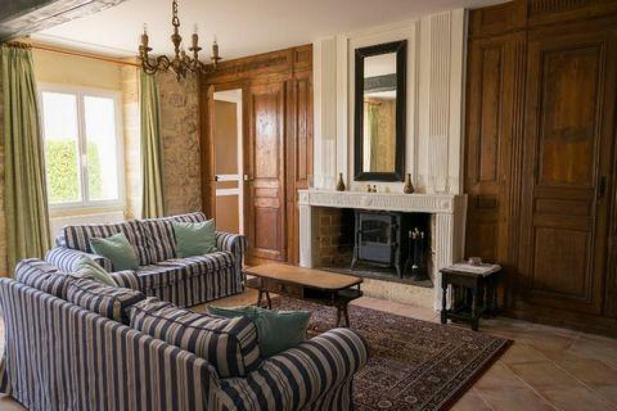 6 bedrooms House in Rauzan, France No. 5325