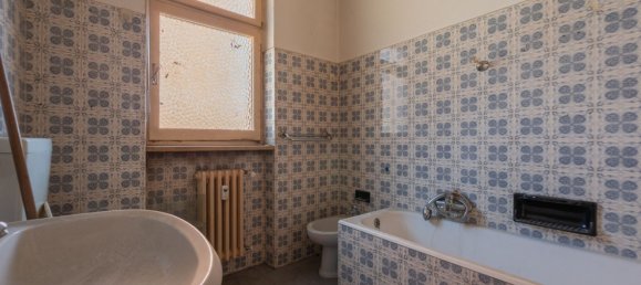 Квартира с 4 комнатами в Асти, Италия № 264134 20