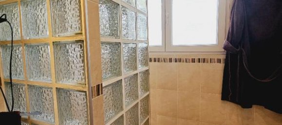 Casa de 3 dormitorios en Bourges, France No. 40972 11