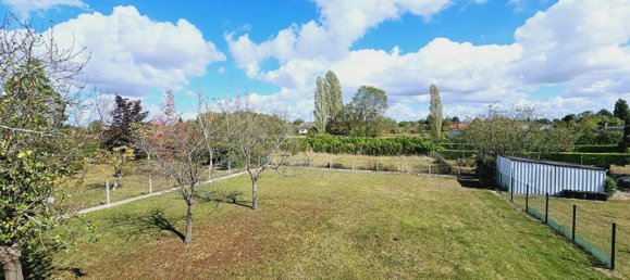 Casa de 3 dormitorios en Bourges, France No. 40972 17