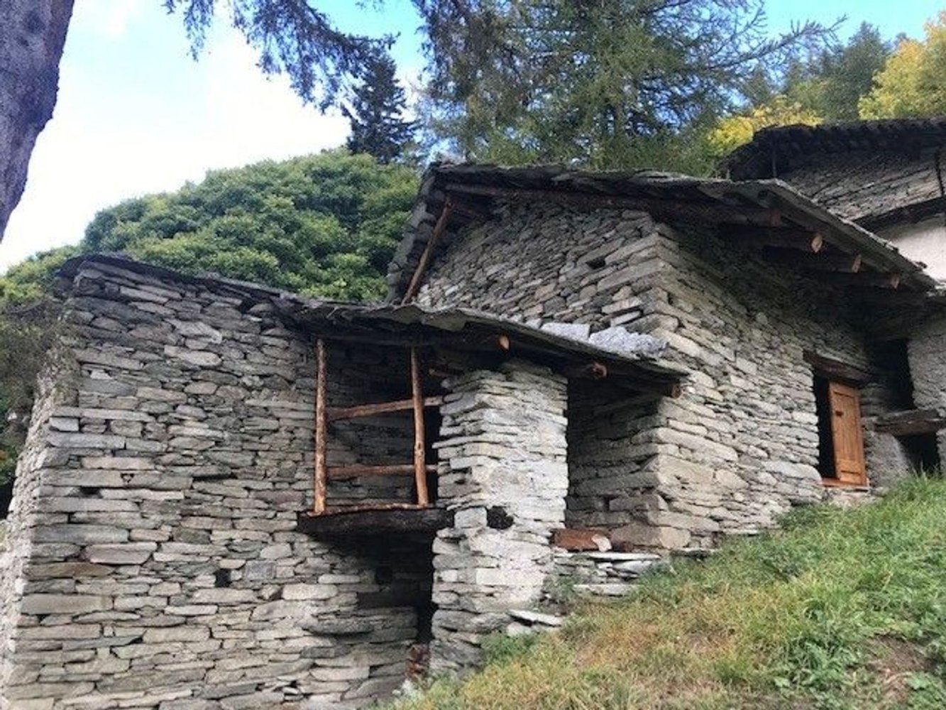 2غرفة منزل في Bellino, Italy رقم 117974