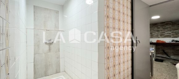 Imóvel comercial em Badalona, Spain 398 m² N.º 169417 78