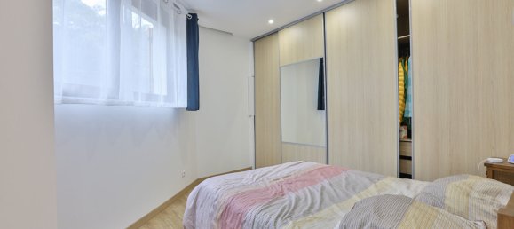 2 bedrooms House in Montfort-l'Amaury, France No. 164764 7