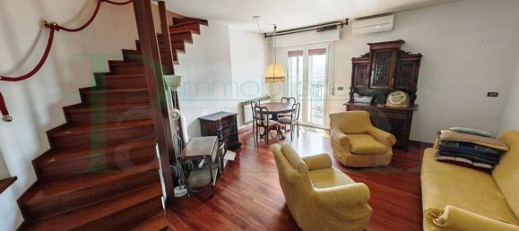 6-salle Penthouse à Rimini, Italy No. 276289 3