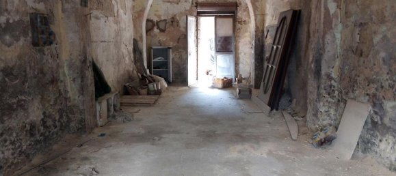 3 rooms Apartment in Bari, Italy No. 172361 13