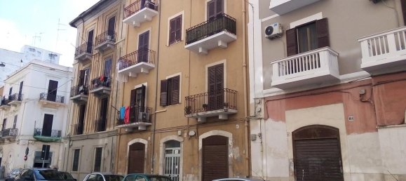 3 rooms Apartment in Bari, Italy No. 172361 19