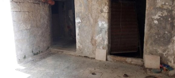 3 rooms Apartment in Bari, Italy No. 172361 12