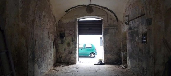 3 rooms Apartment in Bari, Italy No. 172361 9