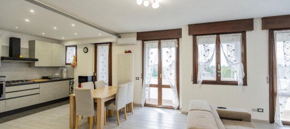 5 chambres Duplex à Rubano, Italy No. 379568 27