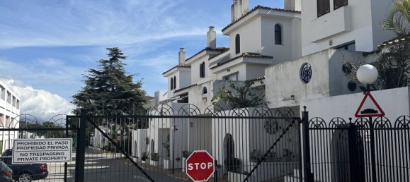 Moradia em banda T3 em Estepona, Spain N.º 33170 10