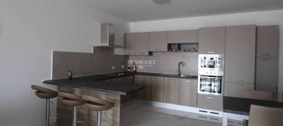 2 bedrooms Apartment in Attard, Malta No. 6606 2