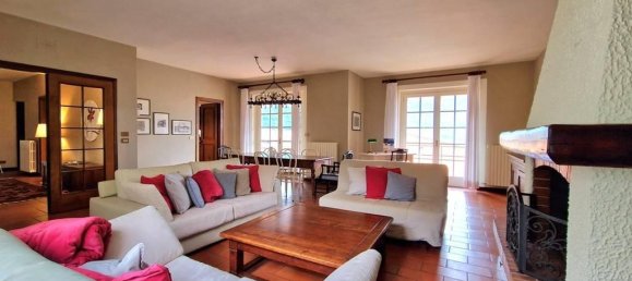 8-Zimmer Wohnung in Omegna, Italy, Nr. 36058 3