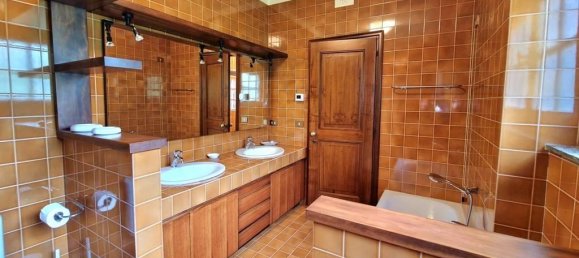 8-Zimmer Wohnung in Omegna, Italy, Nr. 36058 28
