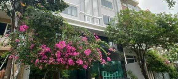 240m² Apartment in Binh Chanh, Vietnam No. 13281 2