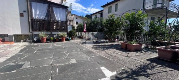 2 bedrooms House in Sarzana, Italy No. 356234 19