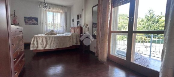 2 bedrooms House in Sarzana, Italy No. 356234 4