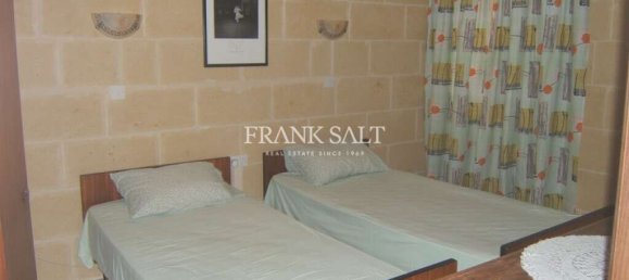 2 bedrooms Apartment in Marsalforn, Malta No. 5453 3