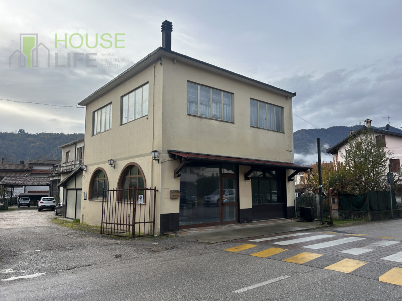 3 rooms Apartment in Torrebelvicino, Italy No. 351241