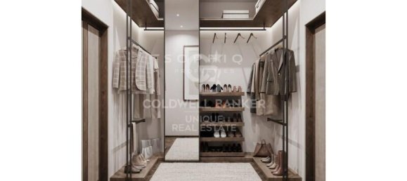 4 bedrooms Apartment in Cuatro Caminos, Spain No. 246193 8