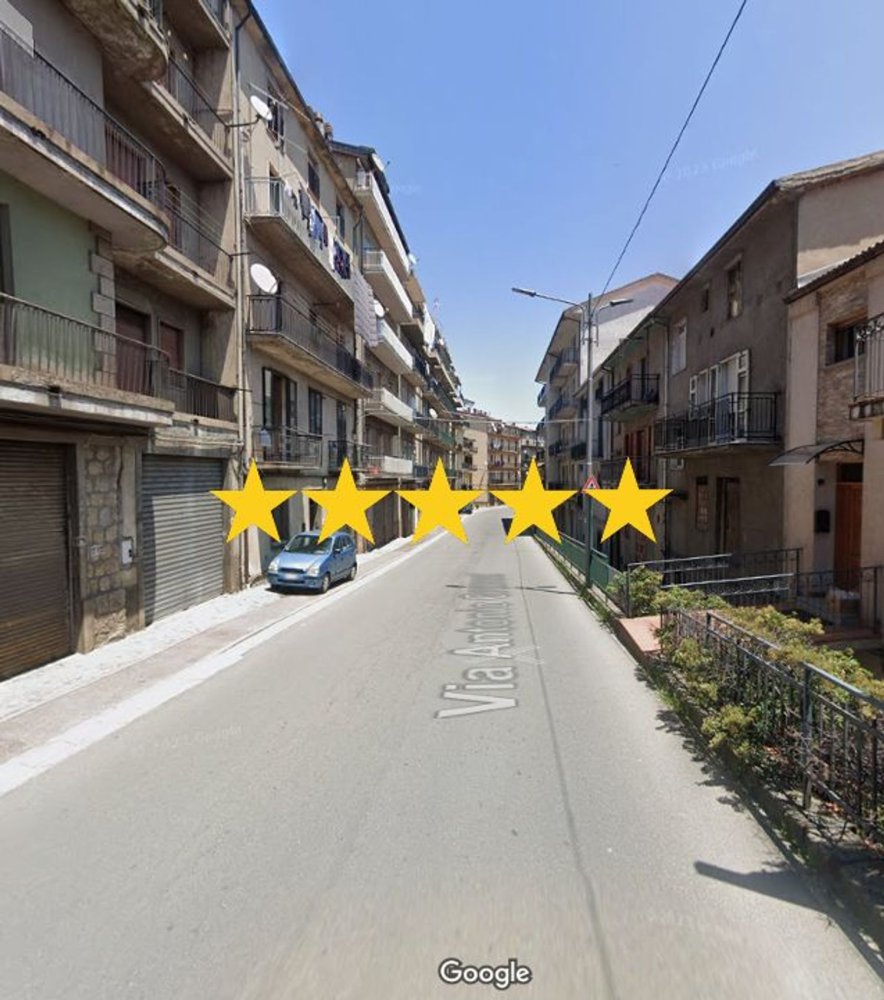 7 rooms Apartment in San Giovanni in Fiore, Italy No. 180756