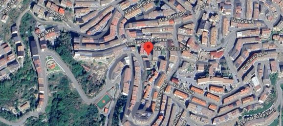 7 rooms Apartment in San Giovanni in Fiore, Italy No. 180756 4