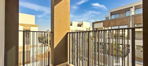 Moradia em banda T4 em Tilal Al Ghaf, UAE N.º 95269 11