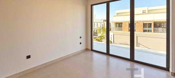 Moradia em banda T4 em Tilal Al Ghaf, UAE N.º 95269 21