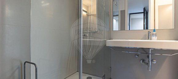 Дом с 2 спальнями в Порту, Португалия № 184624 4