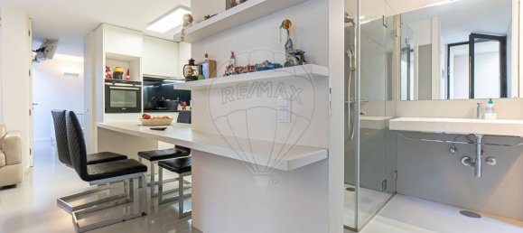 Дом с 2 спальнями в Порту, Португалия № 184624 5