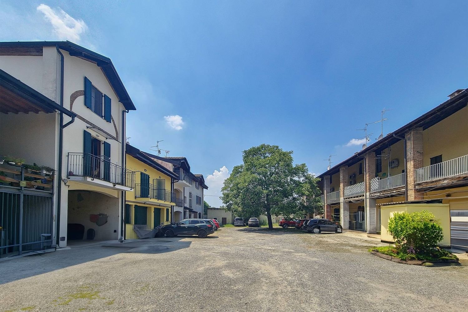 3غرفة شقة في Cernusco sul Naviglio, Italy رقم 44522