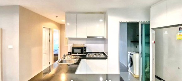 2 bedrooms Condo in Huai Khwang, Thailand No. 26391 3