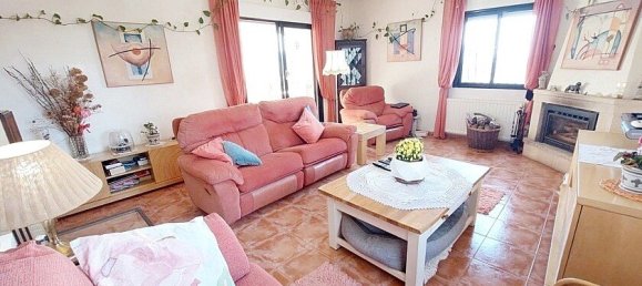 3 bedrooms House in Torremendo, Spain No. 14940 15