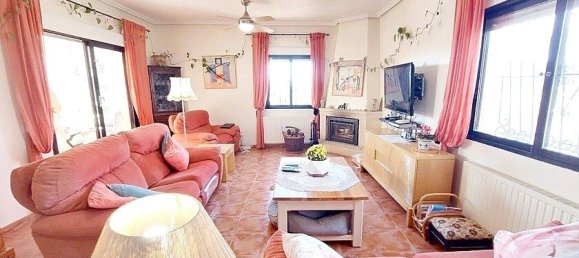 3 bedrooms House in Torremendo, Spain No. 14940 16