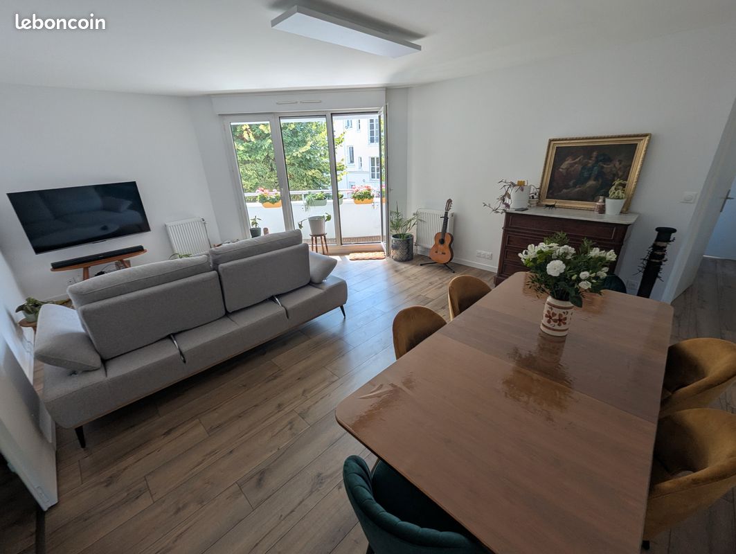 3 bedrooms Apartment in Reims, France No. 325146