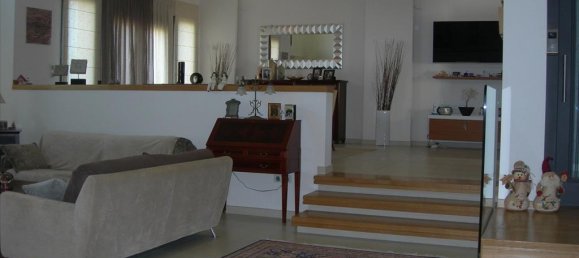 Propiedad comercial de 6 dormitorios en Volos, Greece No. 5634 17