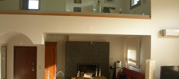 Propiedad comercial de 6 dormitorios en Volos, Greece No. 5634 25