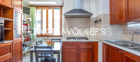 Apartamento T3 em Rome, Italy N.º 207748 12