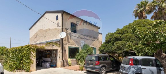 2 bedrooms Villa in Chiaramonte Gulfi, Italy No. 265324 4