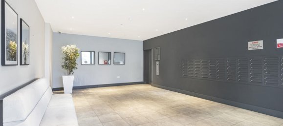 1 غرف نوم شقة في Surrey, United Kingdom رقم 8596 9