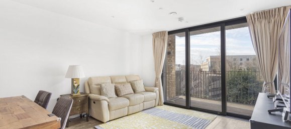 1 غرف نوم شقة في Surrey, United Kingdom رقم 8596 2