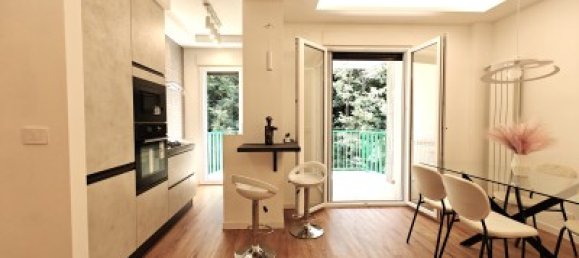 Apartamento T2 em Trieste, Italy N.º 302748 3