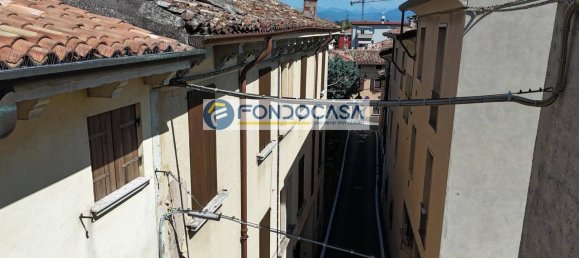 2 bedrooms Apartment in Desenzano del Garda, Italy No. 266321 2