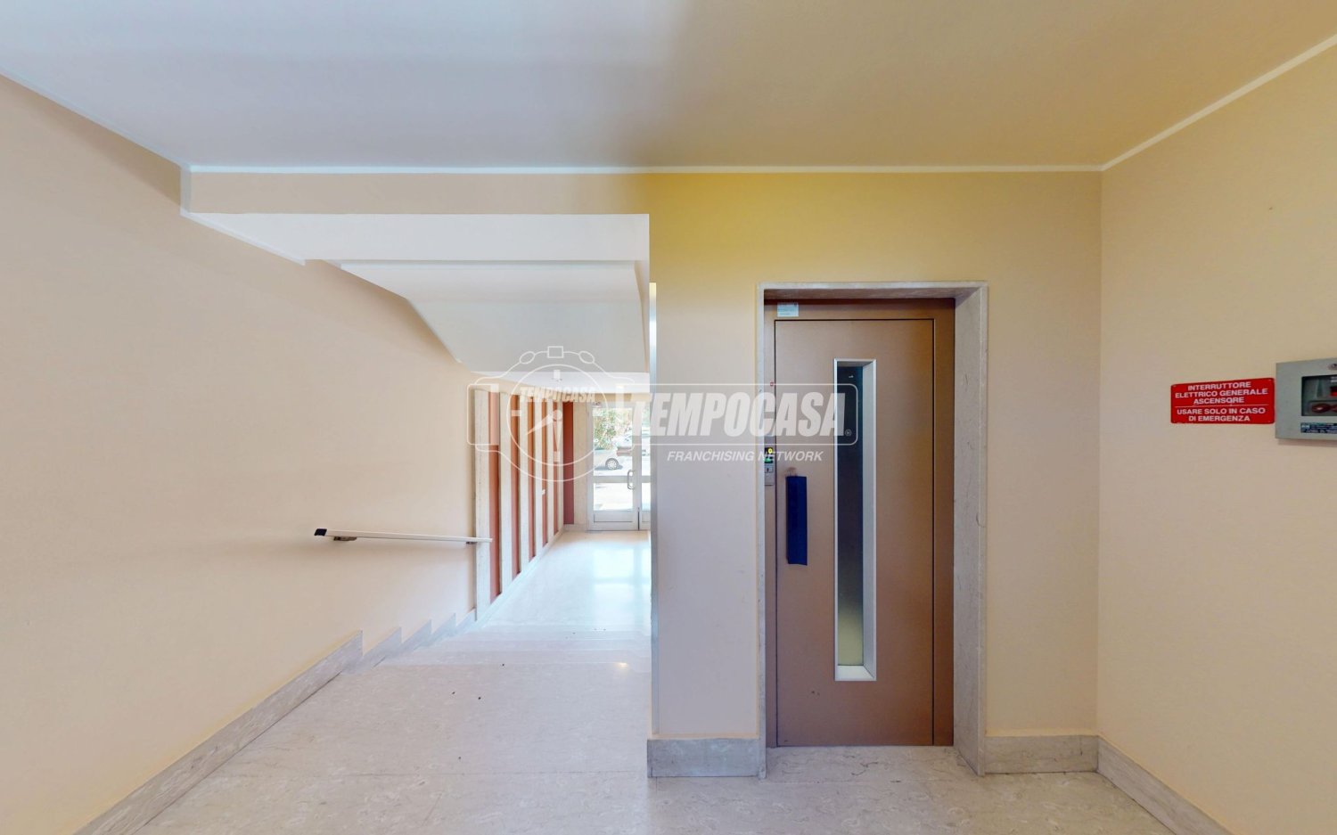 Apartamento de 2 habitaciónes en Albenga, Italy No. 274490