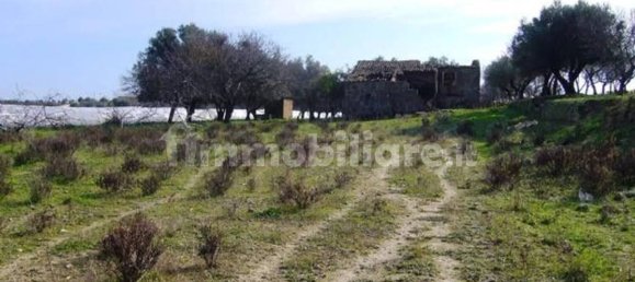 Дом с 3 спальнями в Пакино, Италия № 66601 10